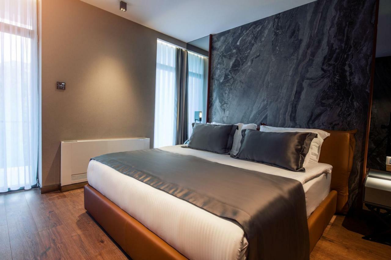 Seraphine Plaza Peje Dış mekan fotoğraf